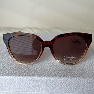 Jessica Simpson sunglasses